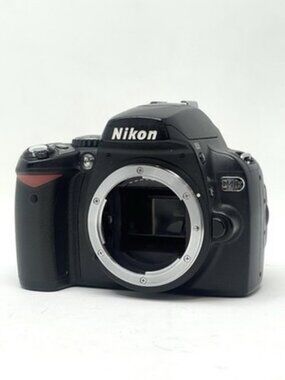 Nikon D40x 10.2MP DSLR Camera Working Tested - Body Only